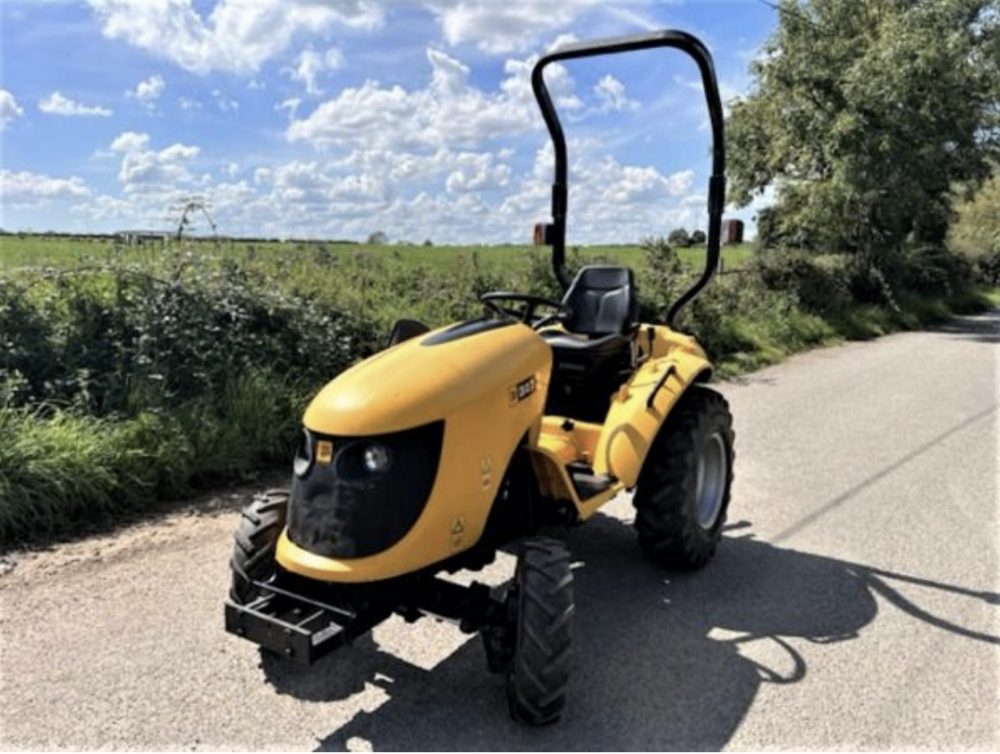 JCB 327H Compact tractor for Sale P&D Engineering (Bredon) Ltd
