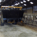 Emily Dis'fib Feed Bucket