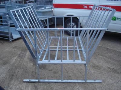 Ritchie Bale Cradle Feeder