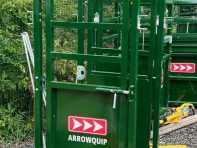 Arrowquip Vet Cage