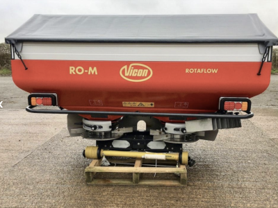 Vicon RO-M PRO Fertiliser Spreader