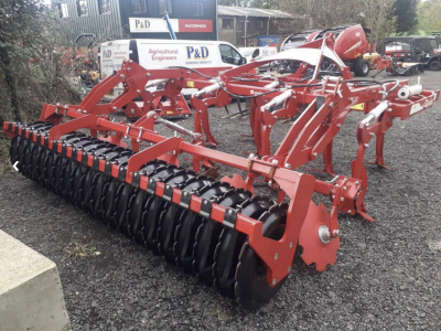 Ovlac Versatill Three Row Cultivator