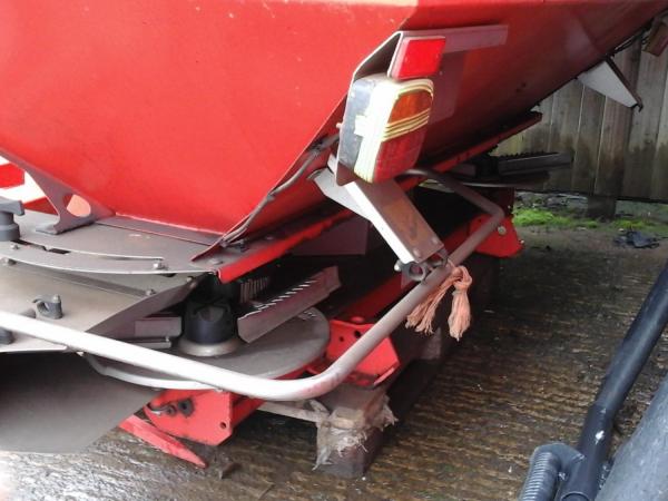 Kuhn MDS1142 Fertiliser Spreader