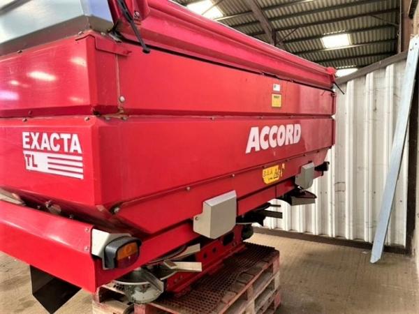 Accord Exacta TL3600 Fertiliser Spreader