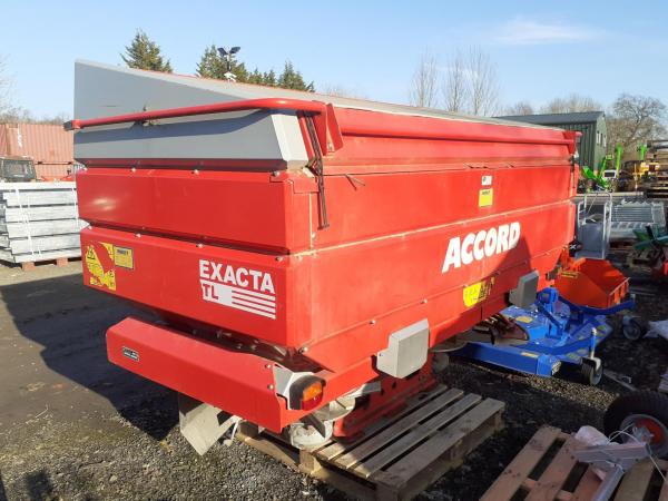 Accord Exacta TL3600 Fertiliser Spreader